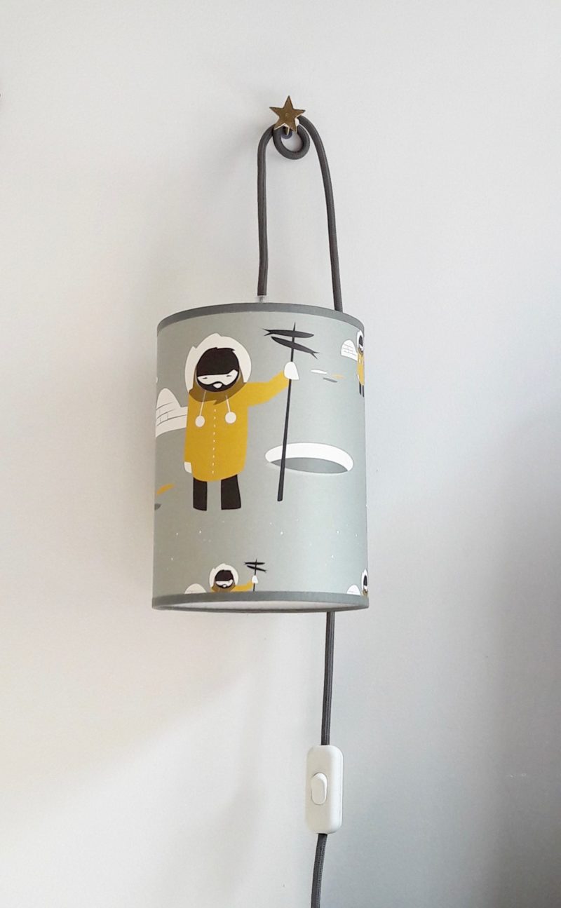 magasin luminaire lyon lampe baladeuse chevet bureau chambre enfant univers polaire inuit esquimeau moutarde gris