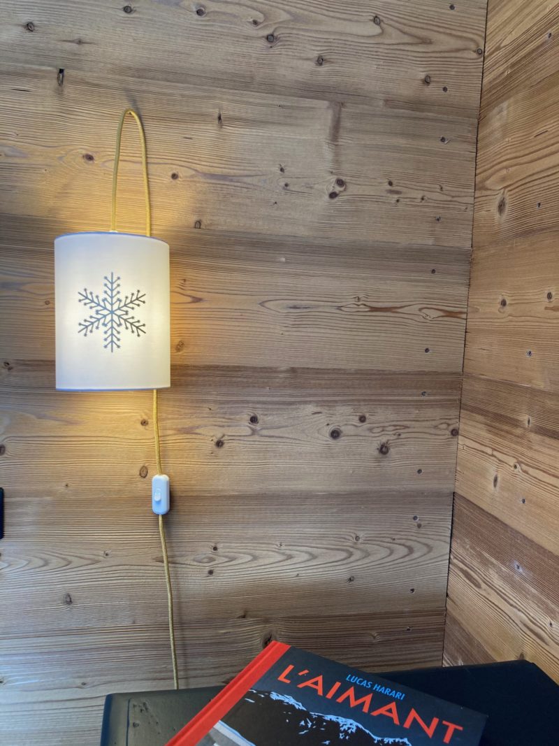 magasin luminaire lyon abat jour sur mesure lampe baladeuse suspension decoration interieur montagne chalet flocon