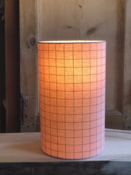 magasin luminaire lyon lampe chevet appoint carreaux abat jour sur mesure decoration interieur coton lave rose