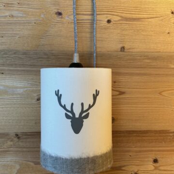 magasin luminaire lyon lampe baladeuse abat jour decoration interieur montagne chevet flanelle cerf angora gris