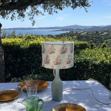 lampe ceramique rayures fleurs abat jour lyon decoration