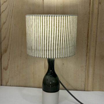 lampe ceramique rayures kaki abat jour lyon decoration