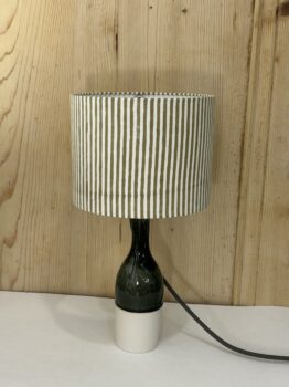 lampe ceramique rayures kaki abat jour lyon décoration interieur