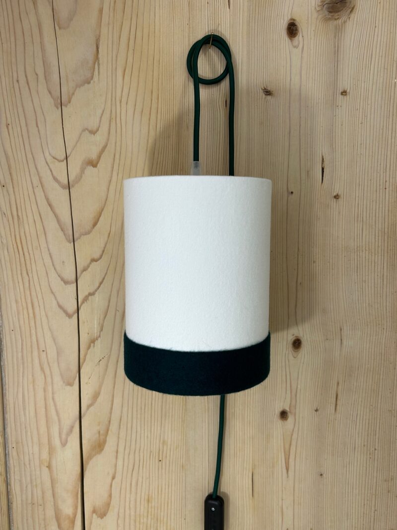 magasin luminaire lyon lampe baladeuse flanelle ruban lainage abat jour montagne decoration chalet interieur vert