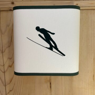 magasin luminaire lyon applique murale abat jour lampe decoration montagne chalet skieur elan vert