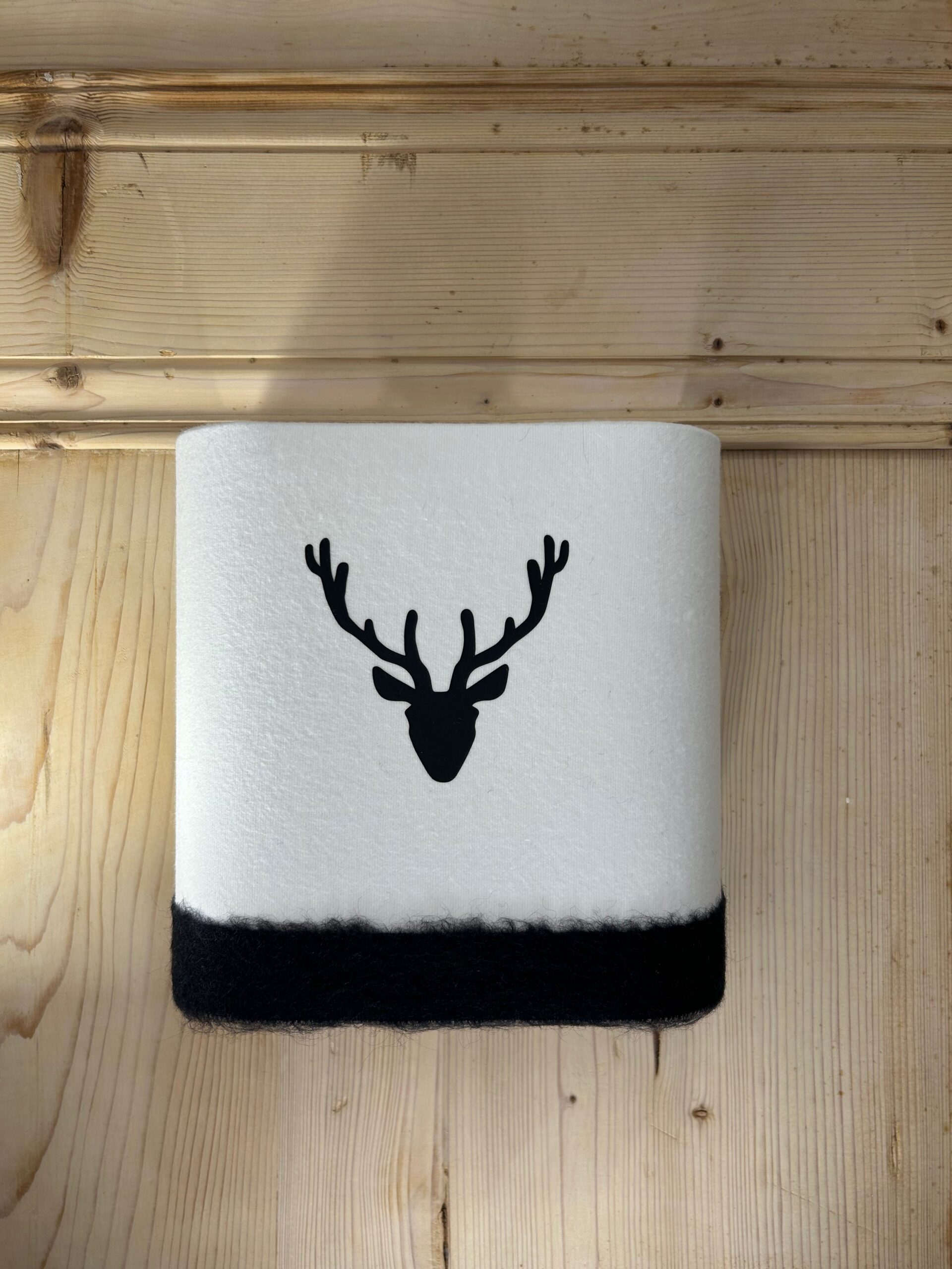 magasin luminaire lyon applique murale cerf decoration interieur chalet montagne noir