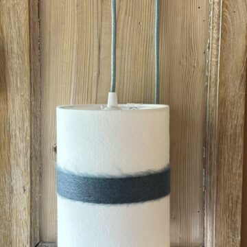 magasin luminaire lyon lampe baladeuse ruban angora chevet decoration montagne grise