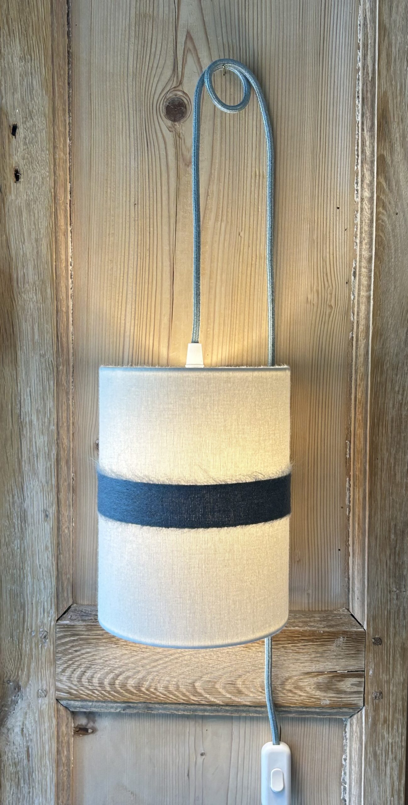 magasin luminaire lyon lampe baladeuse ruban angora chevet decoration montagne bleu celadon