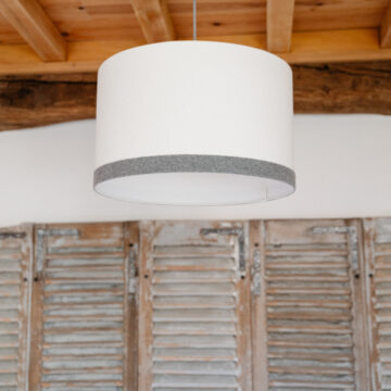 magasin luminaire lyon abat jour suspension decoration interieur chalet montagne flanelle ruban lainage gris